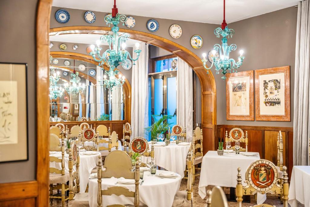 Restaurace v ubytování Hotel Duran