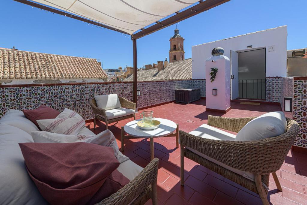 Posezení v ubytování Pozos Dulces Penthouse in Malaga by Solaga Holiday Homes