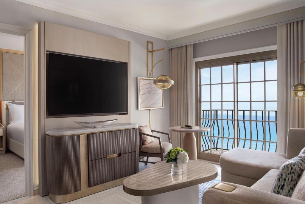 The Ritz-Carlton Naples - Ocean Front Suite