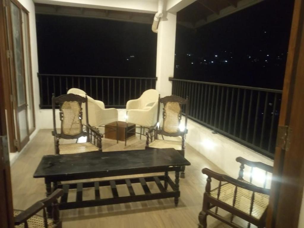 Balkón nebo terasa v ubytování Riverdale Ridge Homestay