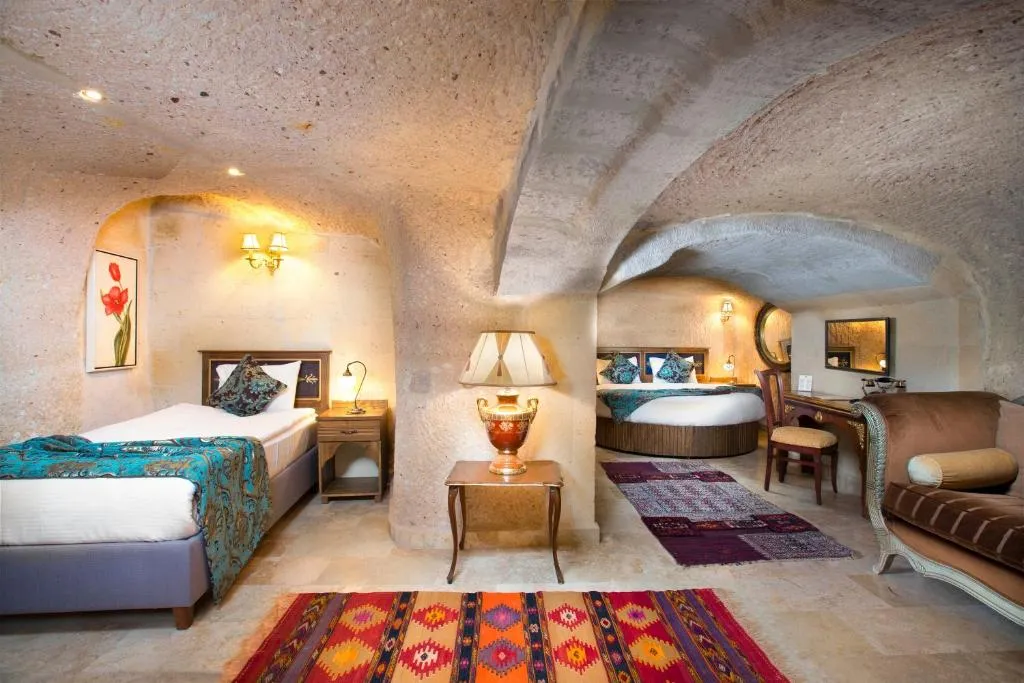 Family Cave Suite