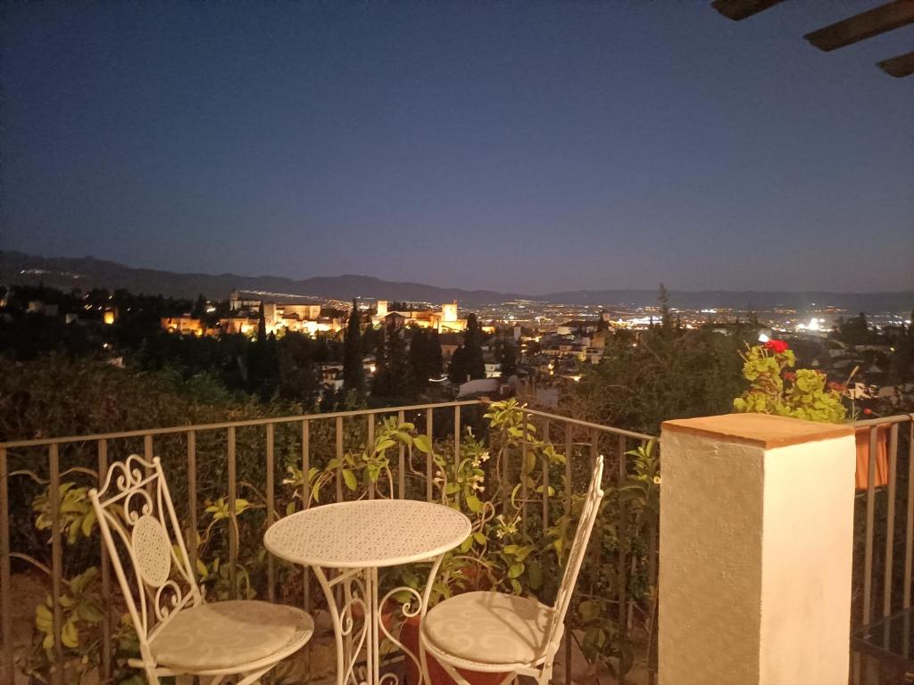 Balkón alebo terasa v ubytovaní Morente sueña La Alhambra