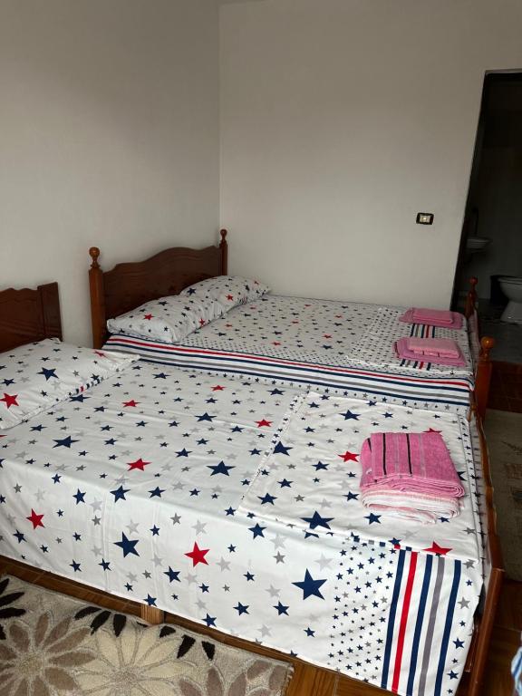Sam's Rooms - Image 1