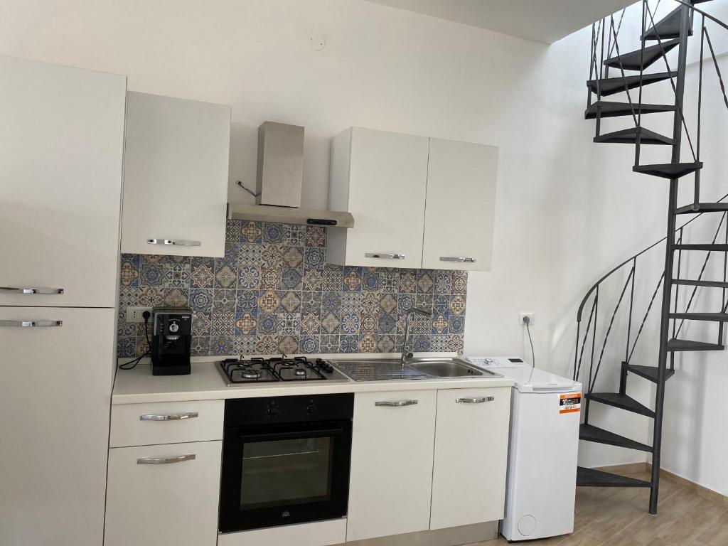 A kitchen or kitchenette at La fortezza