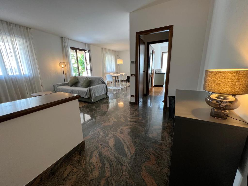 Khu vực ghế ngồi tại Casa Parisi Lago Maggiore