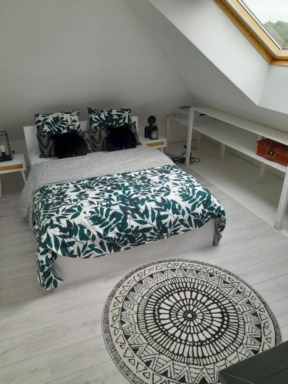 Logement convivial, charmant et spacieux - One-Bedroom Apartment