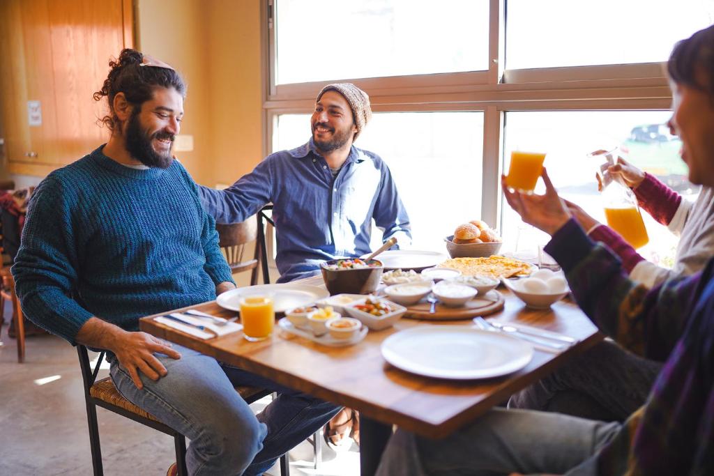Eten bij of ergens in de buurt van het hotel


