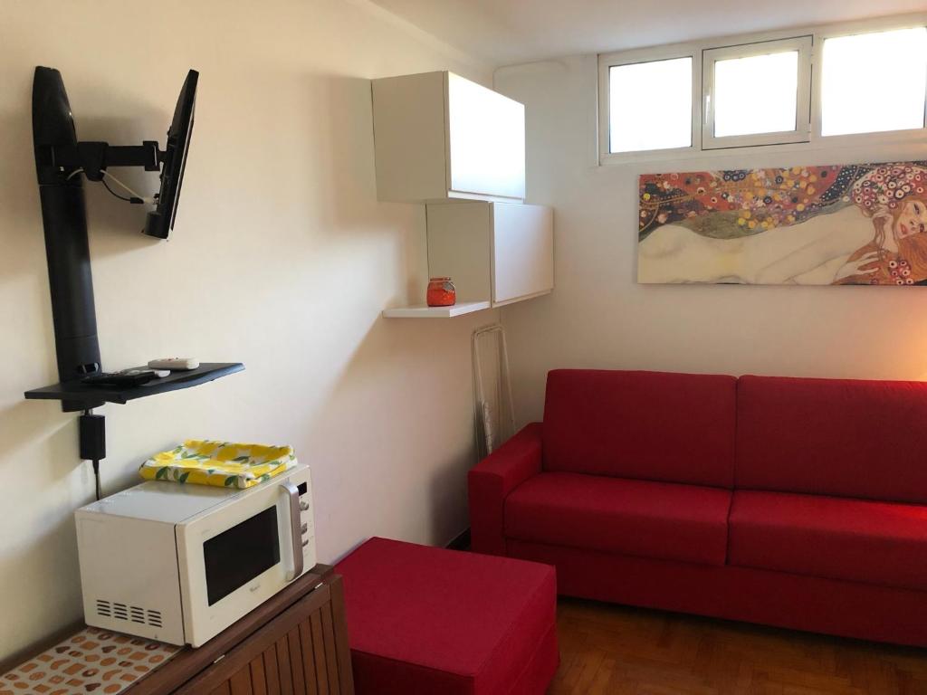 A seating area at Luce Azzurra Camogli
