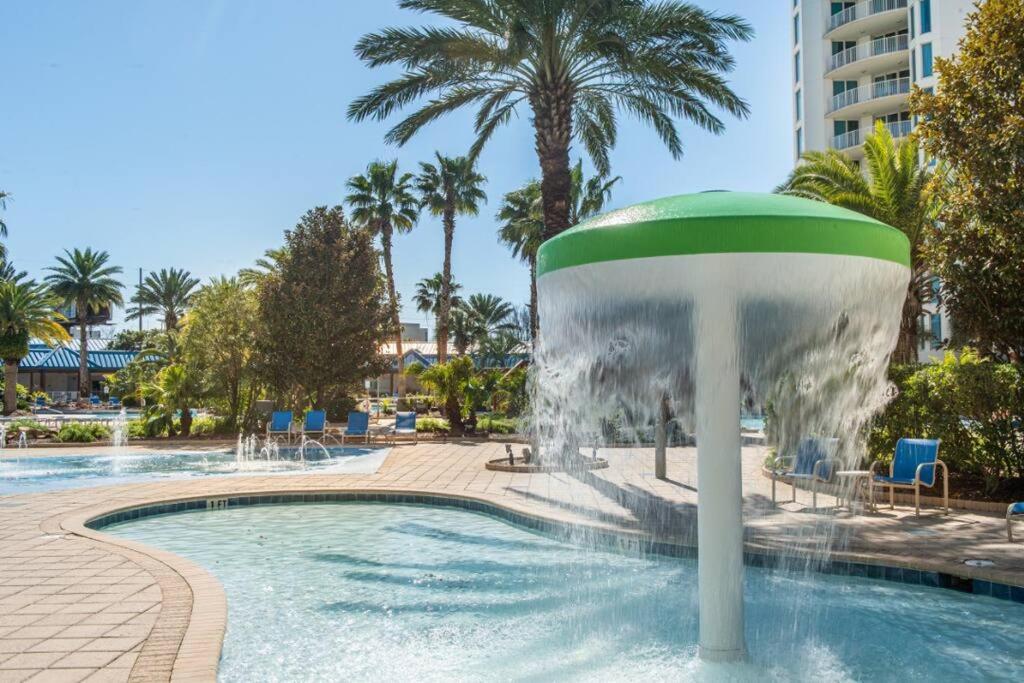 Beautiful Junior near the beach Palms Resort in Destin 내부 또는 인근 수영장