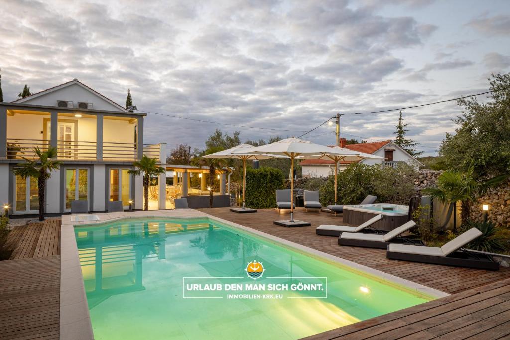 Basen w obiekcie Villa 5 elements lub w pobliżu