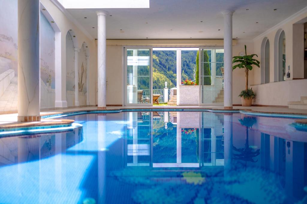 Das Land-Palais - Your lovely Mountain Hideaway