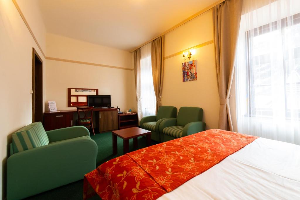 Vivaldi Apartments - 4