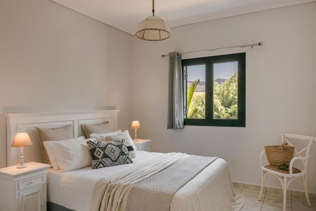Posteľ alebo postele v izbe v ubytovaní Seaspray Villa Kefaloniaprivatevillas