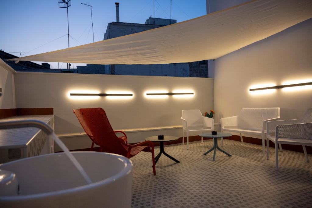 Iris Apartments - 14