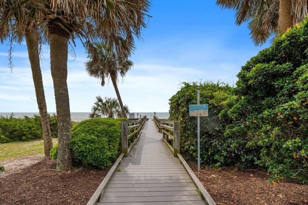 Cabana Palms - Oceanfront Renovated King Bed Sauna photo