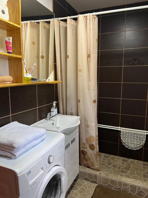 Kamar mandi di Vikendica Marković