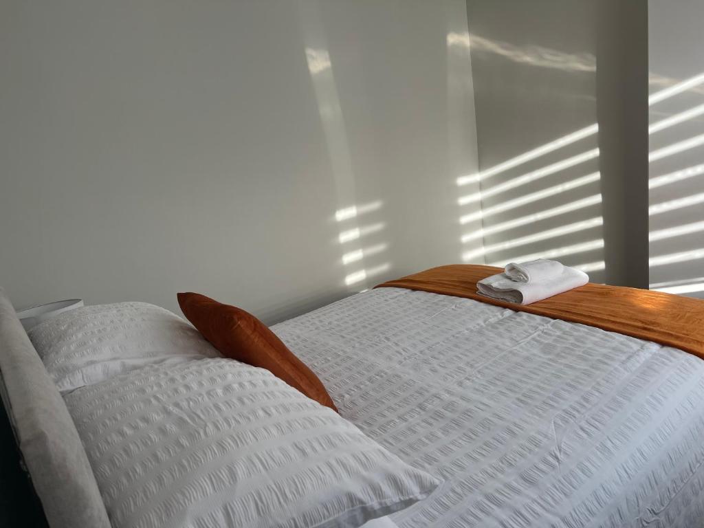 The Coral 24 Guest House MilBrook Southampton, Southampton (updated