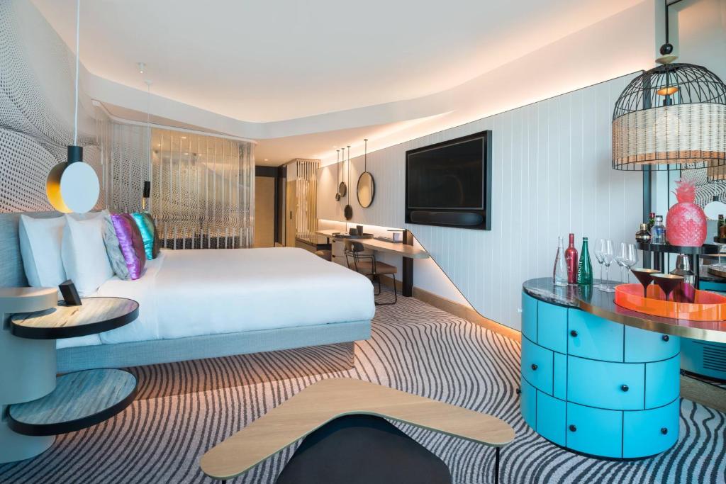 
King Room with Partial River View - Wonderful King
