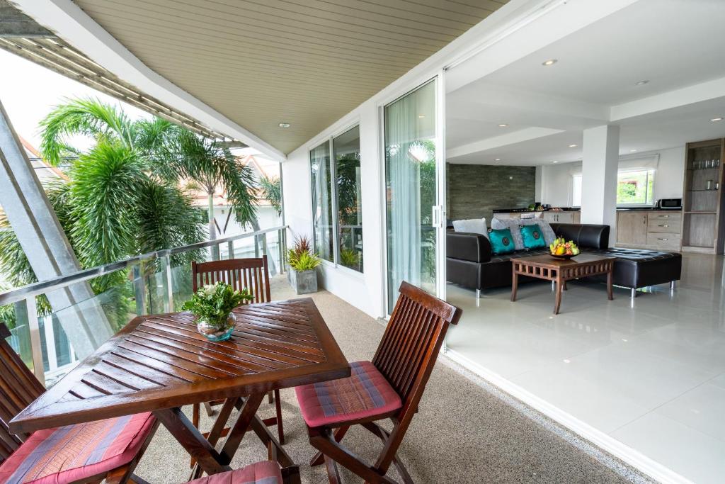 Balkón nebo terasa v ubytování 2Br Seaview, Long Beach, Lanta Loft 2A