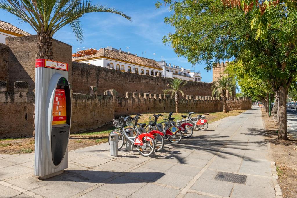 First floor close Macarena church, Seville – Updated 2023 Prices