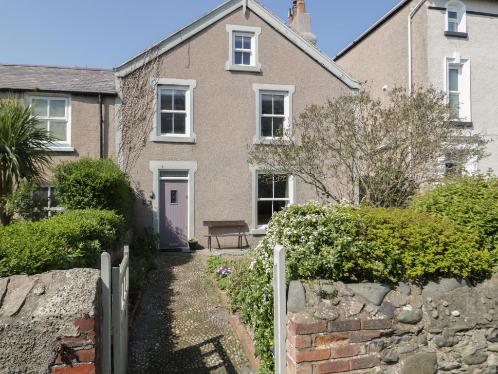 Budova, kde se prázdninový dům nachází