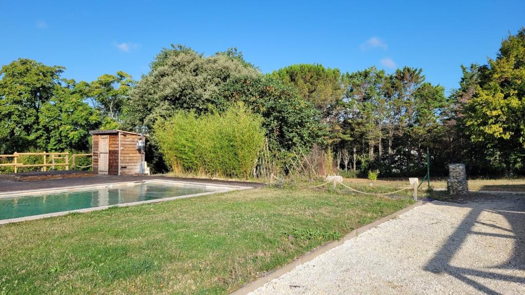 Chalet avec baignade écologique - Chalet De Tres Habitaciones