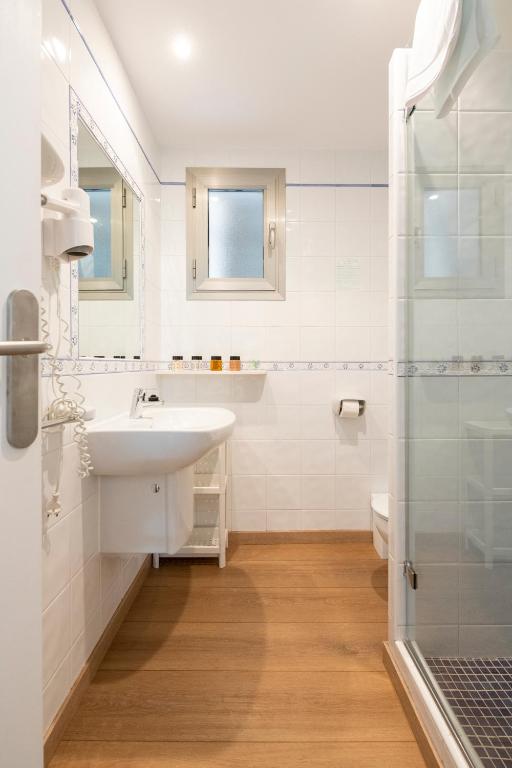Koupelna v ubytování Apartamentos Catalina