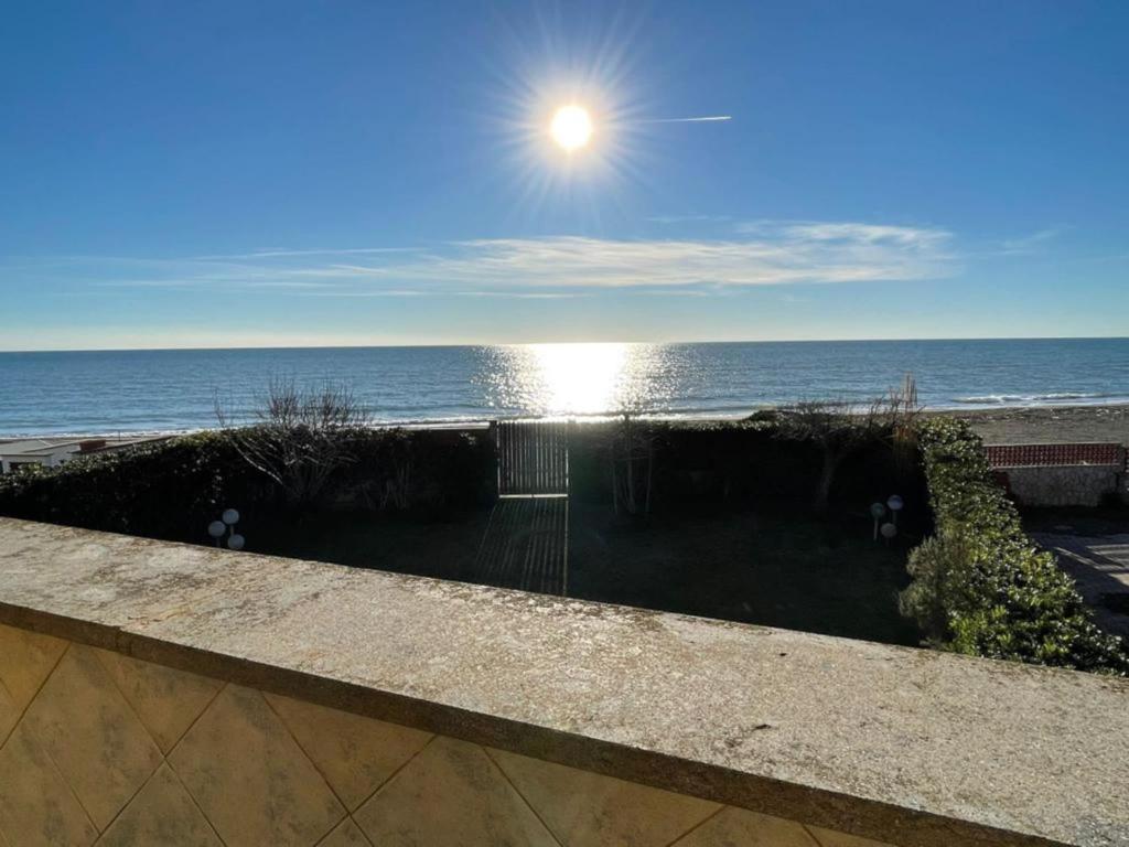 Φωτογραφία από το άλμπουμ του Tarquinia Lido - Villa Velca sulla spiaggia σε Porto Clementino