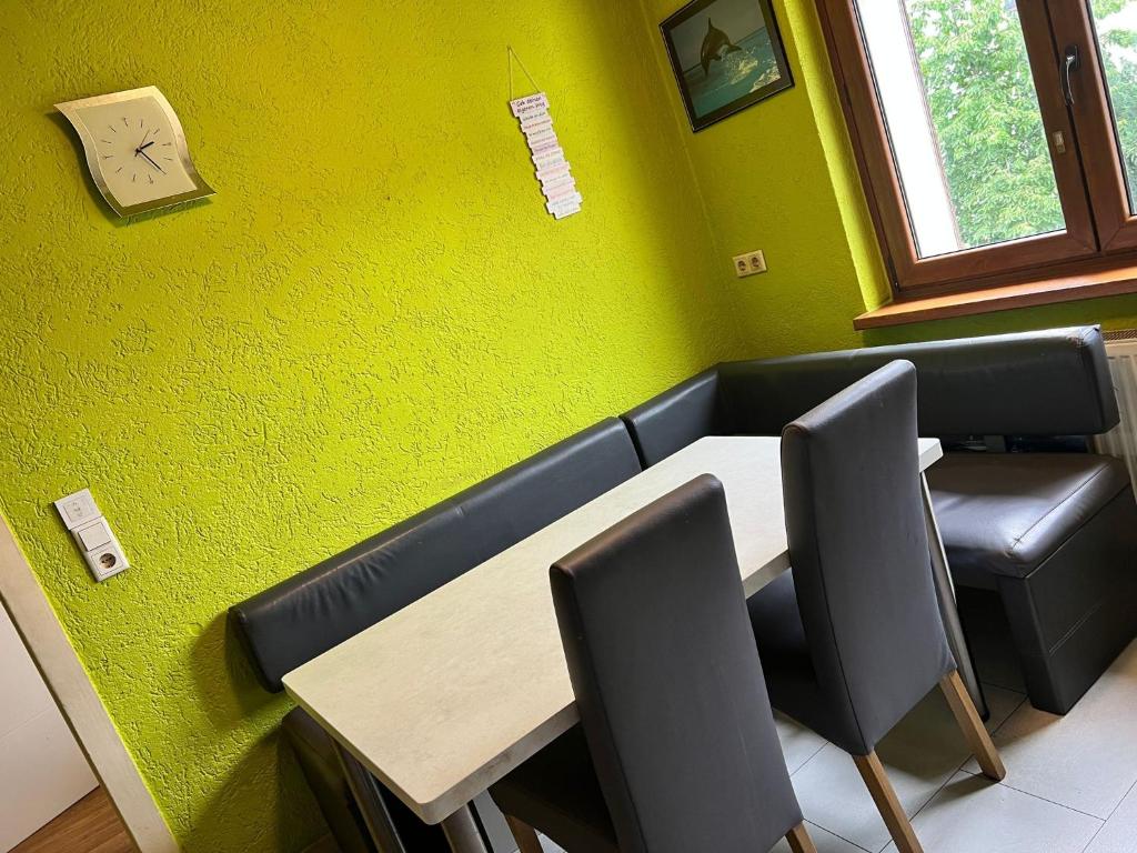 Zimmer in Kaiserslautern, Kaiserslautern – Updated 2024 Prices
