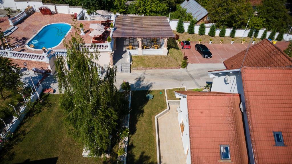 Bazén v ubytování Virginia Gardens nebo v jeho okolí