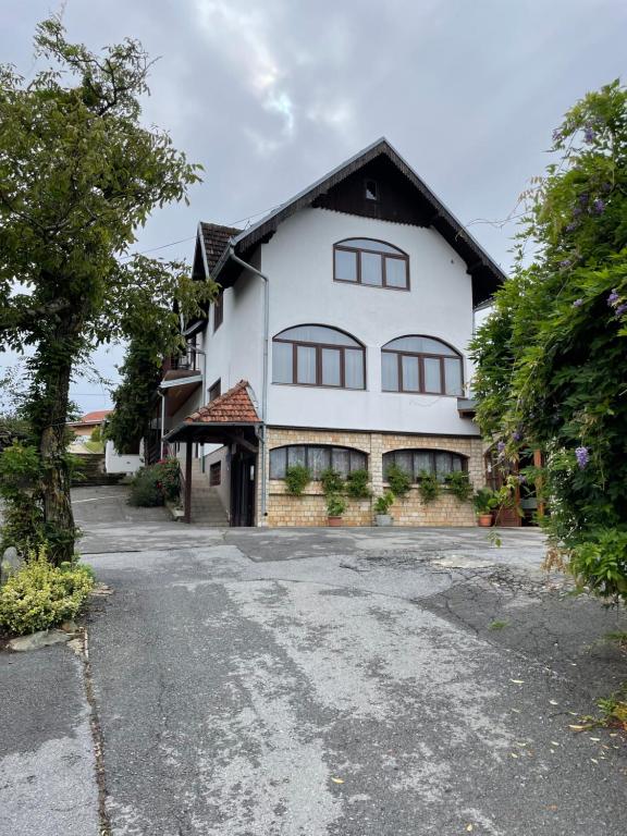 Villa Repić