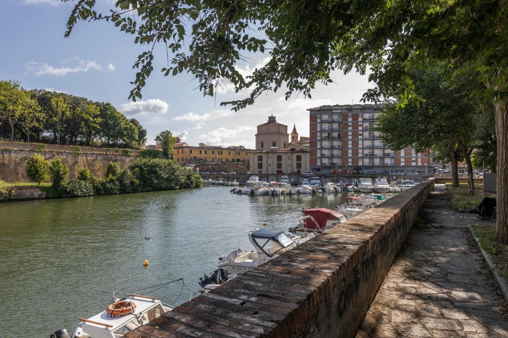 Vista sul fiume nelle vicinanze dell'appartamento