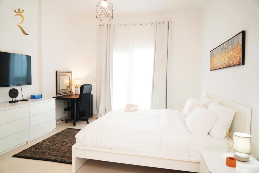 An Exclusive 2BR Retreat Experience Yas Island Bliss, Abu Dhabi