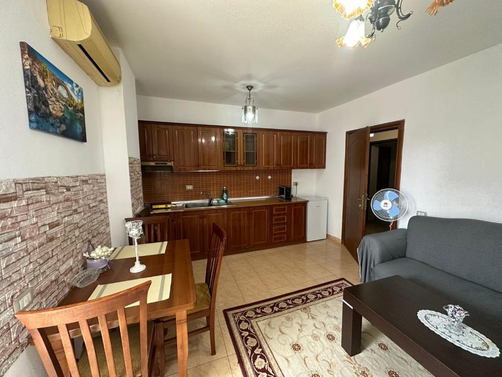 Cozy apartment in the City Center - Image 4