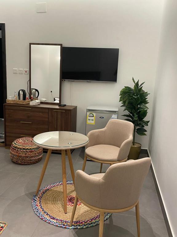 TV a/nebo společenská místnost v ubytování LADAN APARTMENT