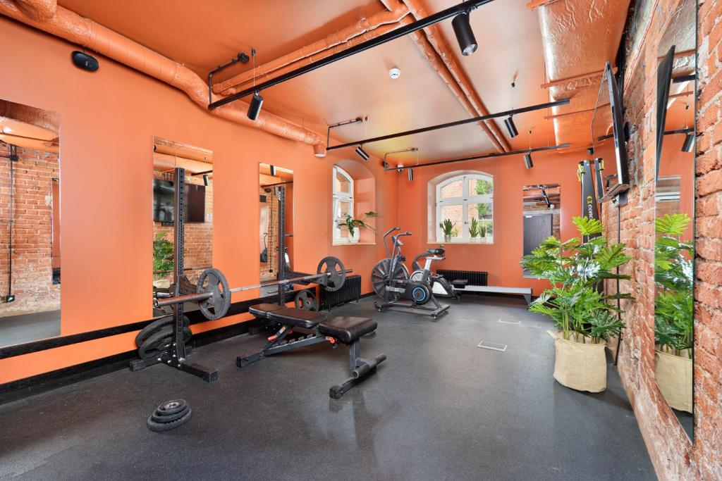 Posilňovňa alebo fitness centrum v ubytovaní ARCHE Dwór Uphagena Gdańsk