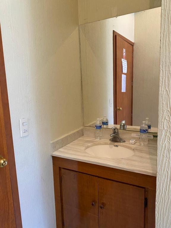 Fotografie z fotogalerie ubytování HOTEL TIBERIADES v destinaci Yuriria