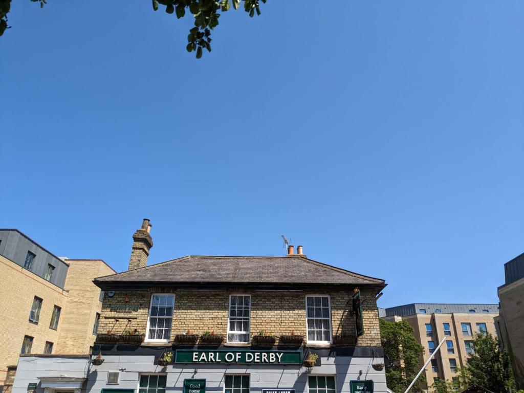 The Earl Of Derby - Resim 36