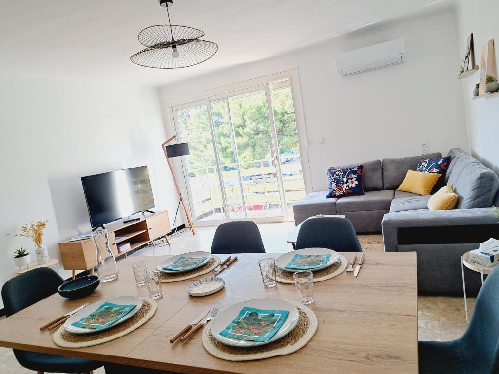 Photo de la galerie de l'établissement Spacieux appartement avec balcon, à Narbonne