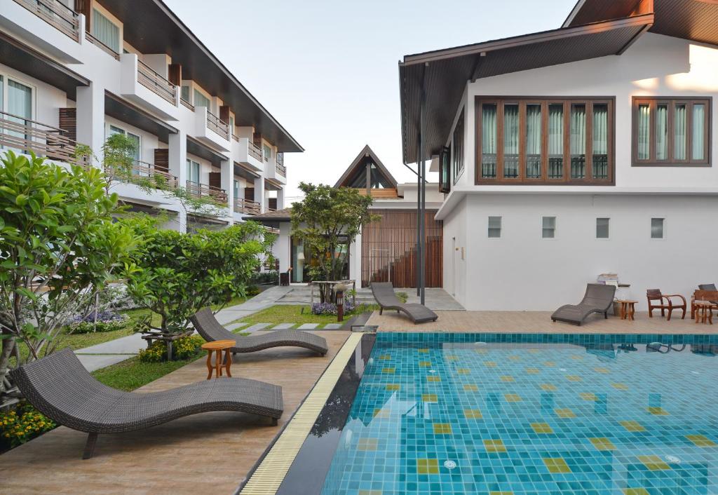 Bazén v ubytování Le Patta Resort & Hotel Chiang Rai nebo v jeho okolí