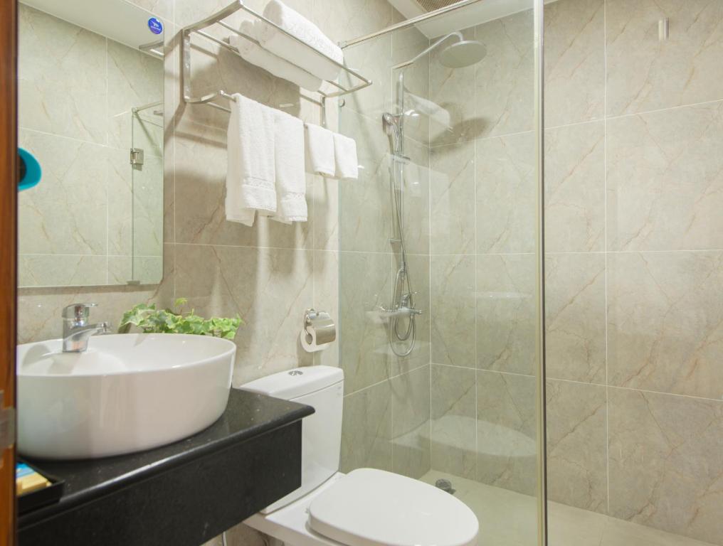 Phòng tắm tại The Gold Coast Hotel Nha Trang