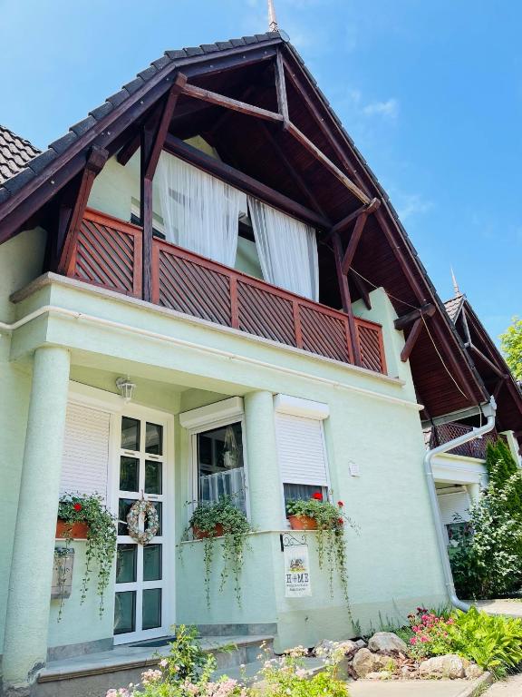 Budova, v ktorej sa apartmán nachádza