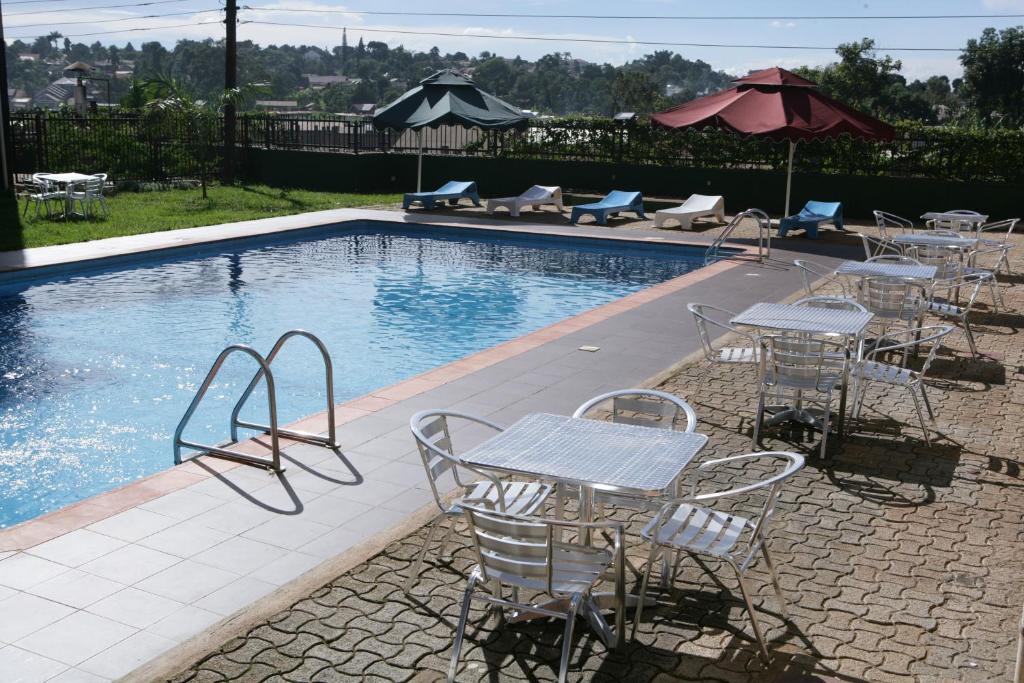 Bazén v ubytování Ivys Hotel nebo v jeho okolí