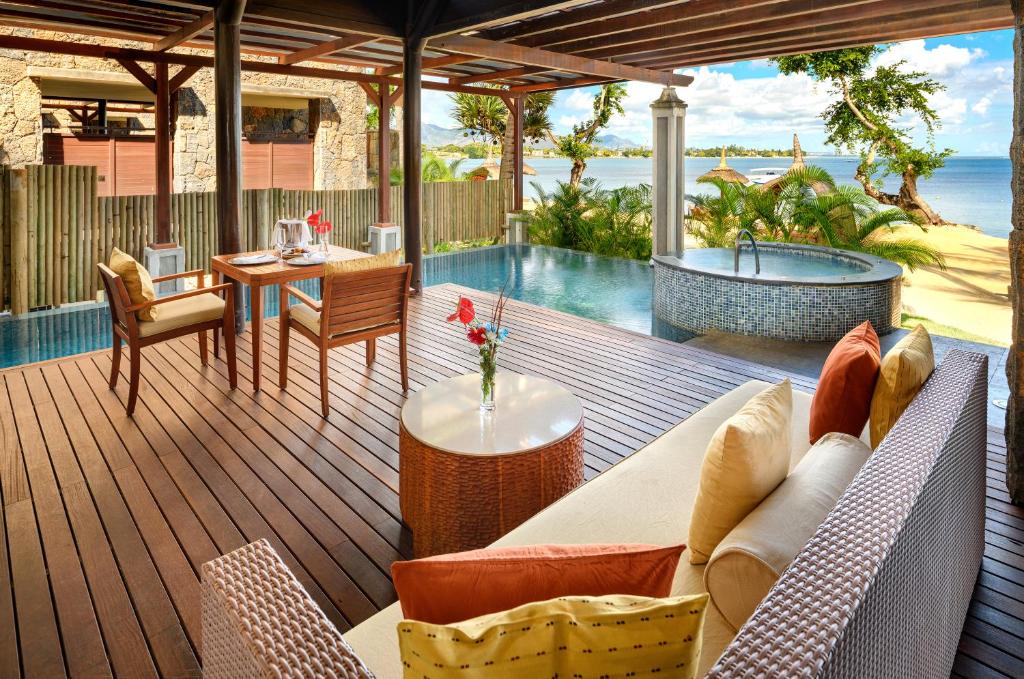 Our sports lounge - Picture of Banyan Restaurant & Deck, North Lakes -  Tripadvisor