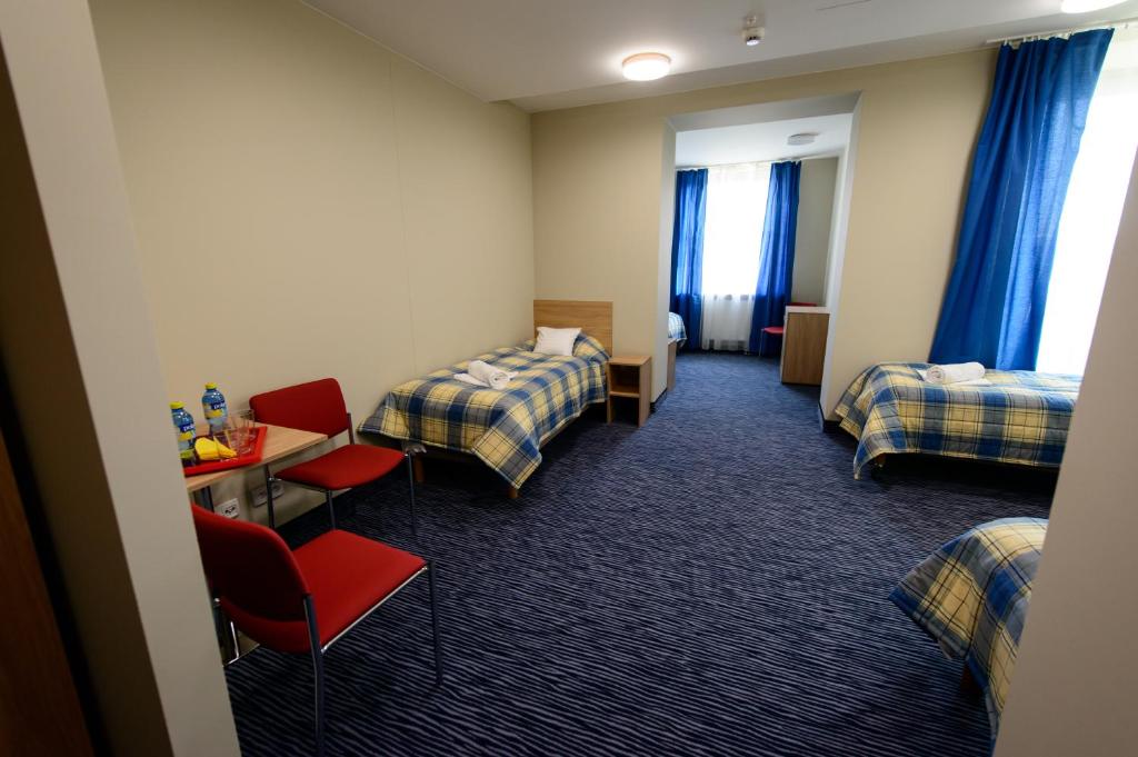 HOSTEL PARKOWY - Double Room With Private Bathroom