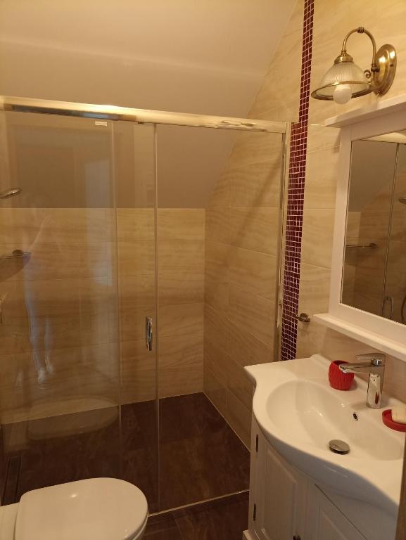 Kúpeľňa v ubytovaní Dom Dobre Miejsce