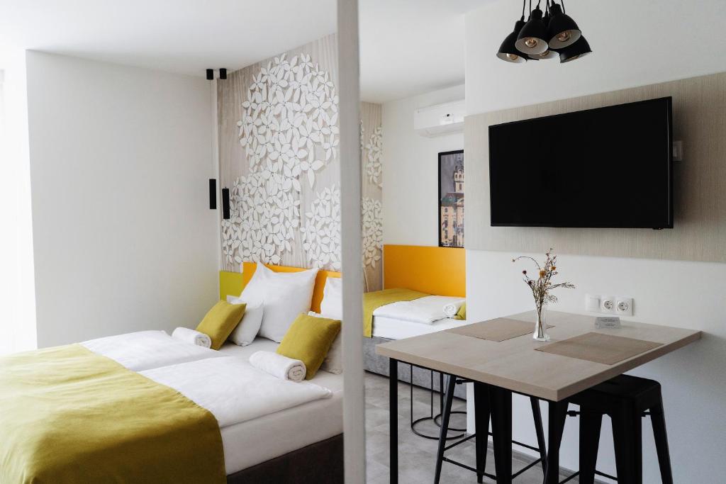 RIVA Szeged - Resim 3