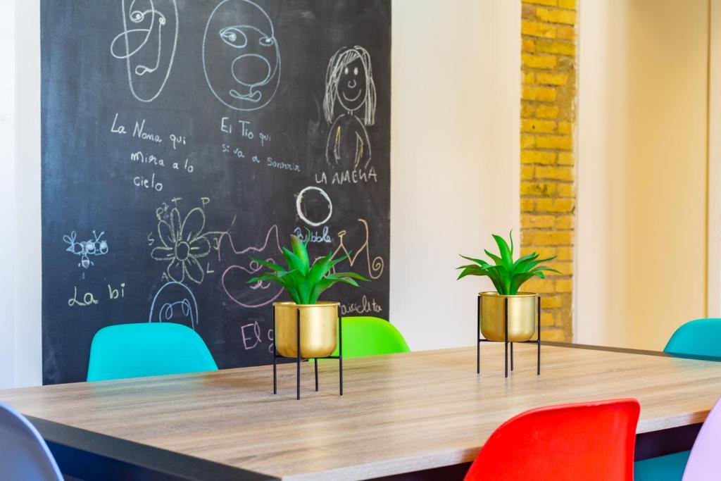 Homestay Private room by the beach, Valencia, Spain - Booking.com