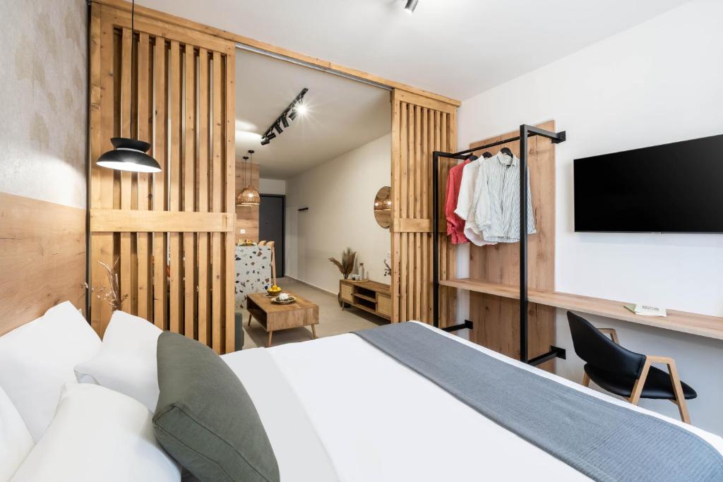 KOYO Athens - Resim 3