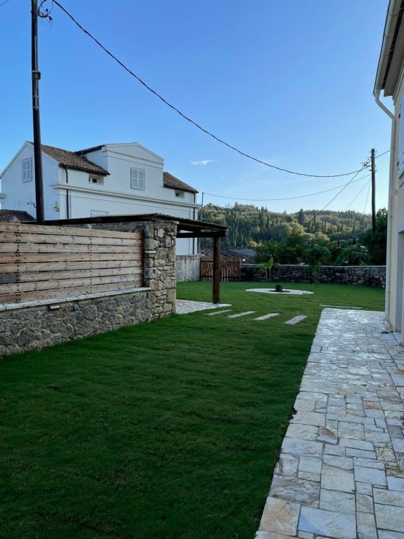 Zahrada ubytování Goninos Jacuzzi Suite